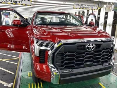 La nueva Tundra 2022 emerge de la línea de producción en Toyota Texas