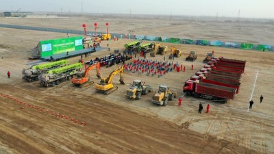 Sinopec presenta el proyecto de producción de hidrógeno verde por energía fotovoltaica más grande del mundo en Kuqa, Xinjiang. (PRNewsfoto/SINOPEC)
