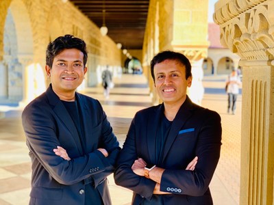 Jonathan Siddharth, fundador y director ejecutivo de Turing (izquierda) y Vijay Krishnan, fundador y director de tecnología (derecha), crearon Turing para permitir que las compañías impulsaran su equipo soñado de ingeniería en la nube.